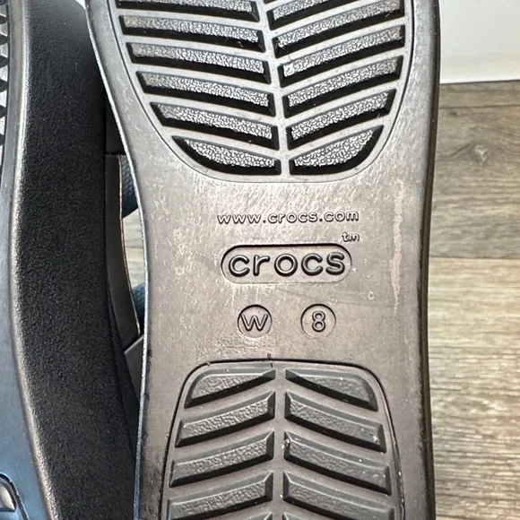 CROCS platform Black Women's Sandals size 8 (j148) - Picture 7 of 9